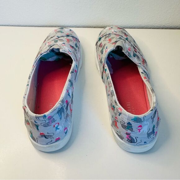 Isaac Mizrahi Cat Print Slip‎ On Shoes Size 9 - Picture 5 of 8